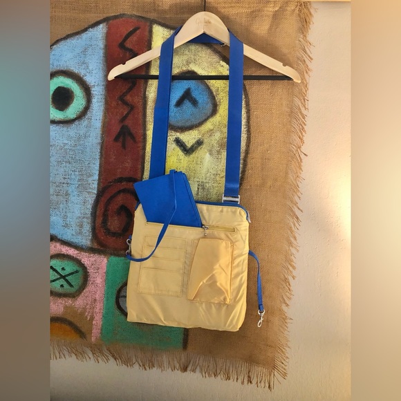 🪆New-with-tags! Light Blue Baggallini  Crossbody Travel Purse - Picture 7 of 13